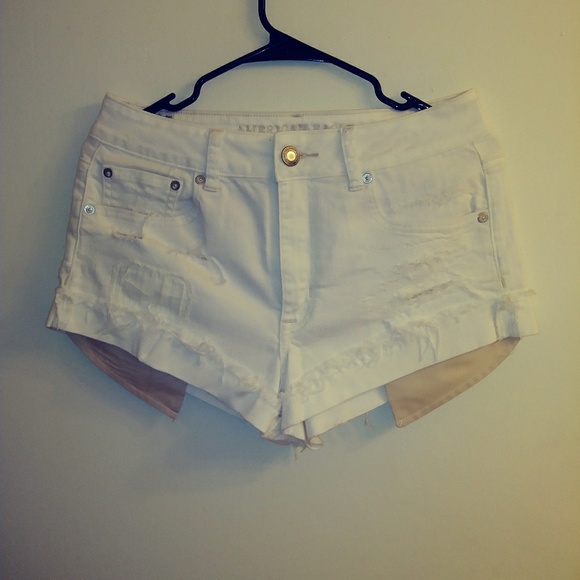 American Eagle Outfitters Pants - American Eagle distressed shorts ( size 8)
